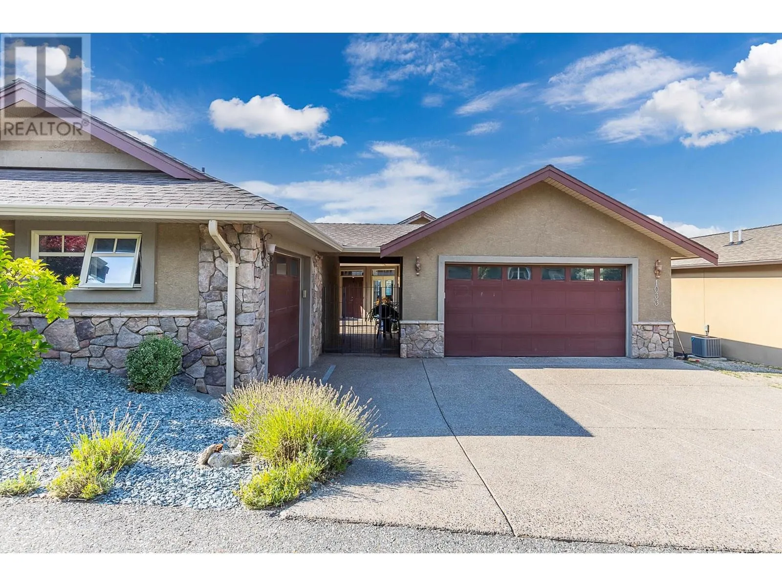 1033 Longacre Place