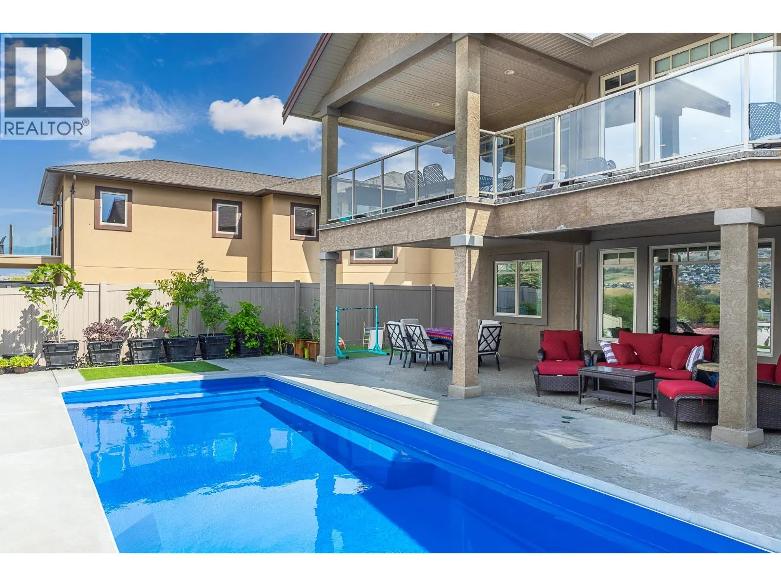1033 Longacre Place
