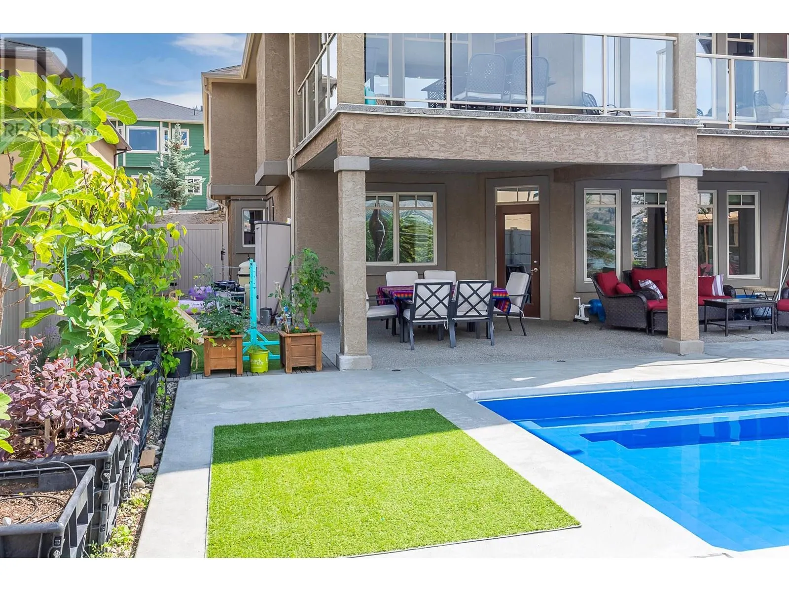 1033 Longacre Place