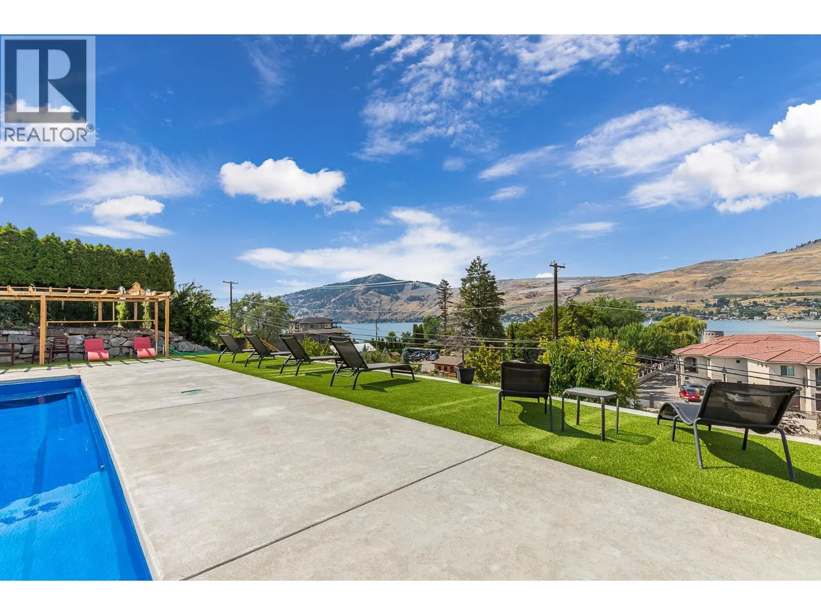 1033 Longacre Place