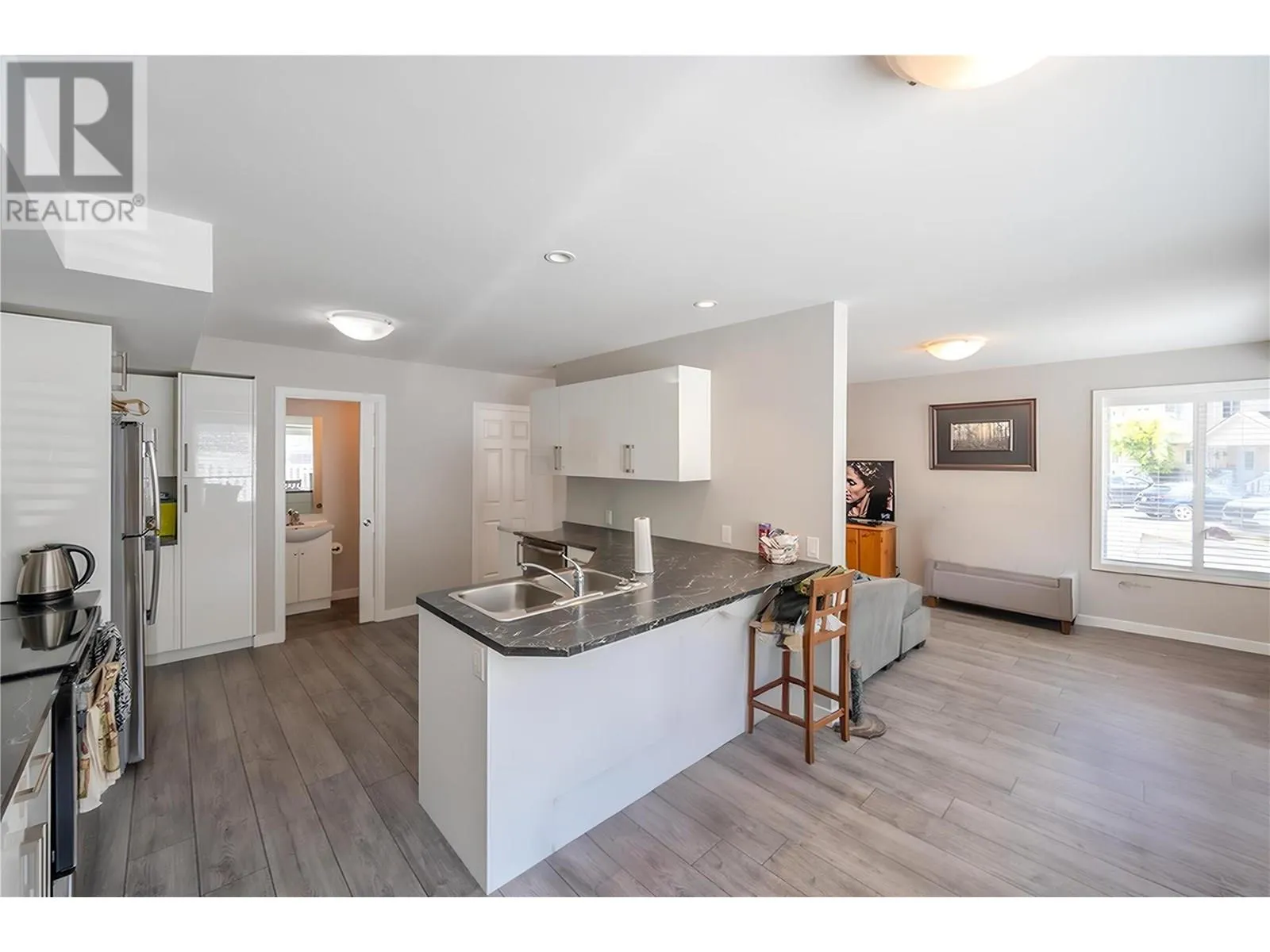 1458 Penticton Avenue Unit# 123