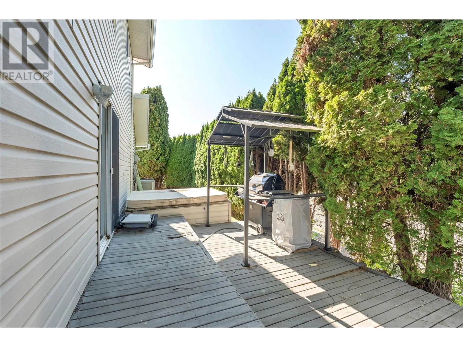 2509 Cornwall Drive