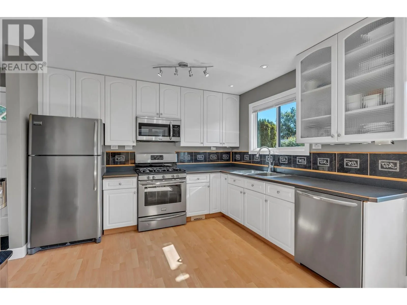 2509 Cornwall Drive