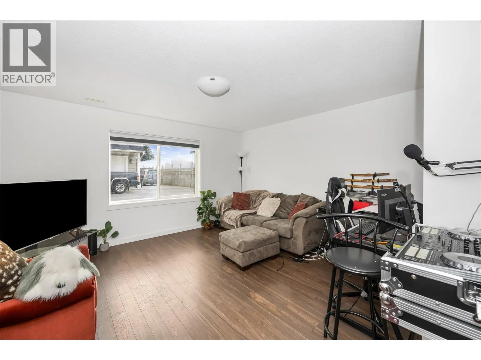 4406A 25th Street