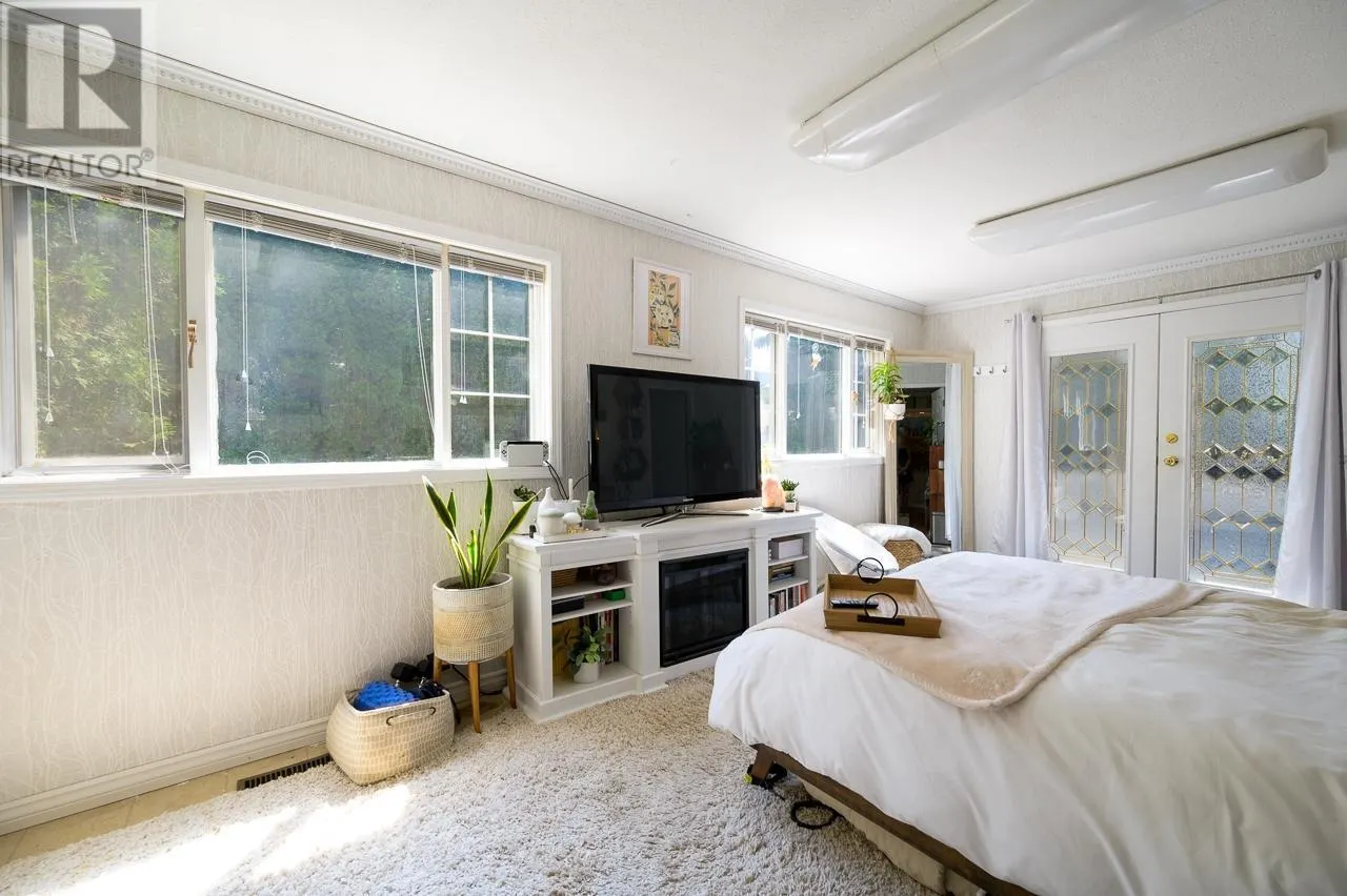 1091 WILDWOOD Drive