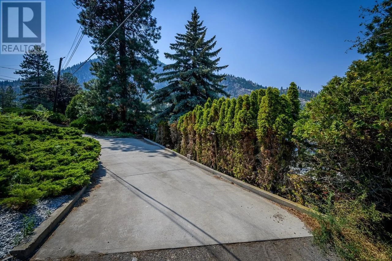 1091 WILDWOOD Drive