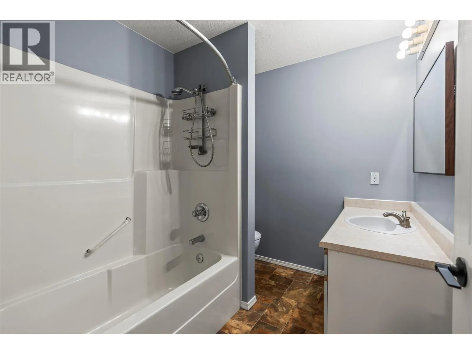 3802 25 Avenue Unit# 101