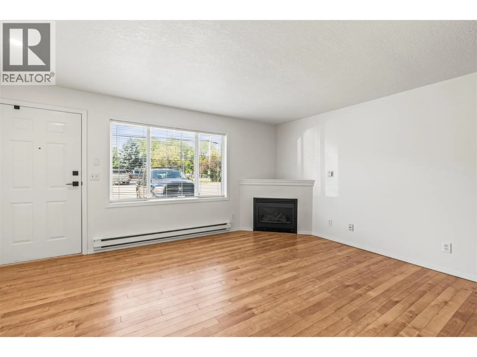 3802 25 Avenue Unit# 101