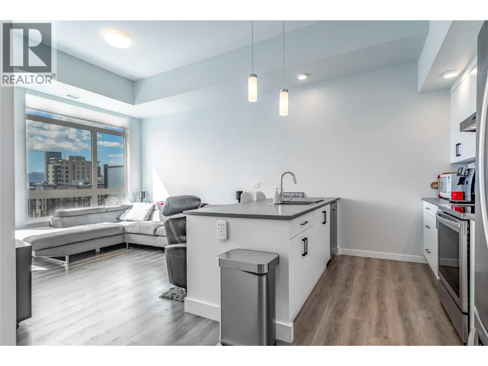 1215 St Paul Street Unit# 606