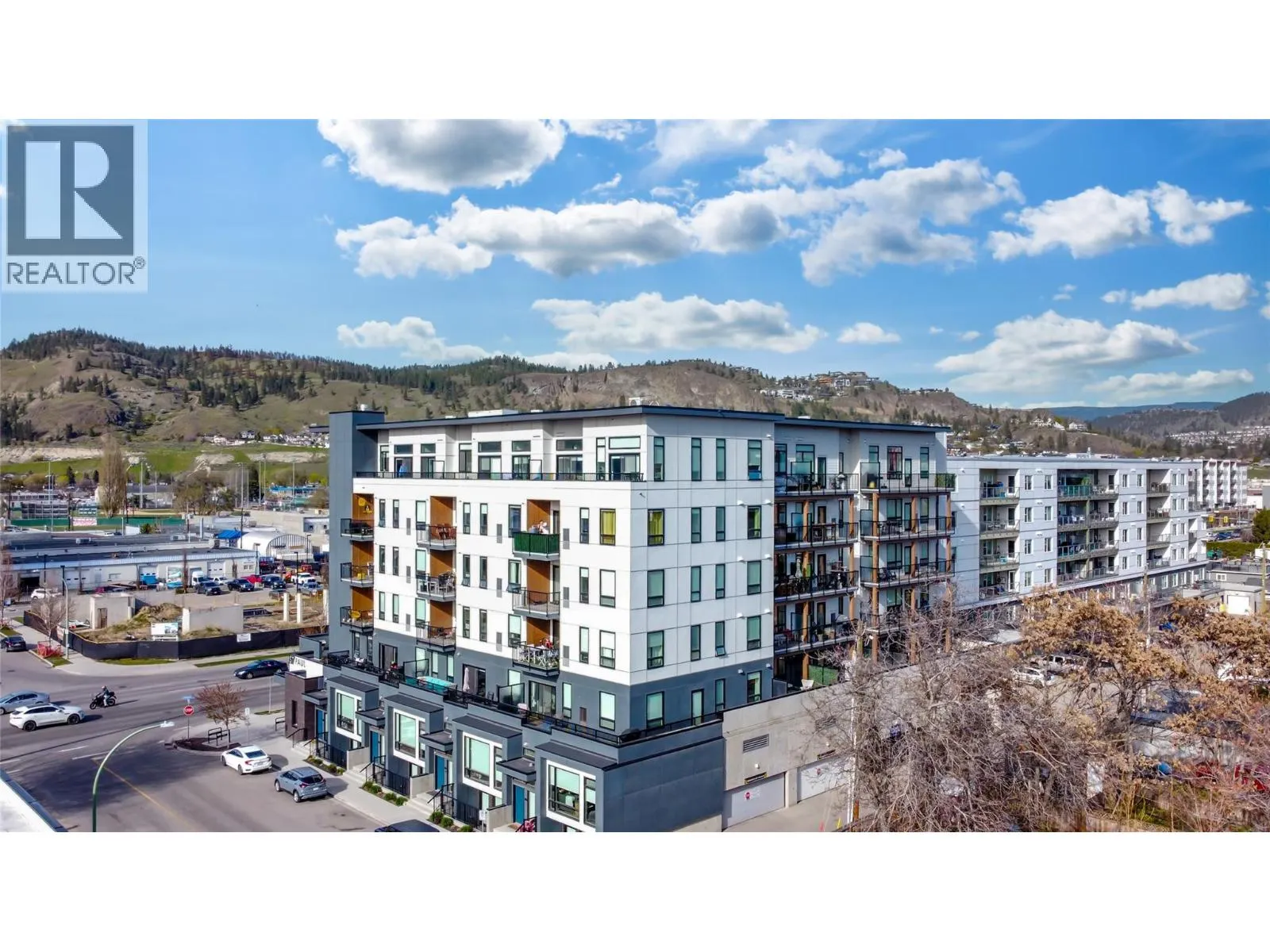 1215 St Paul Street Unit# 606