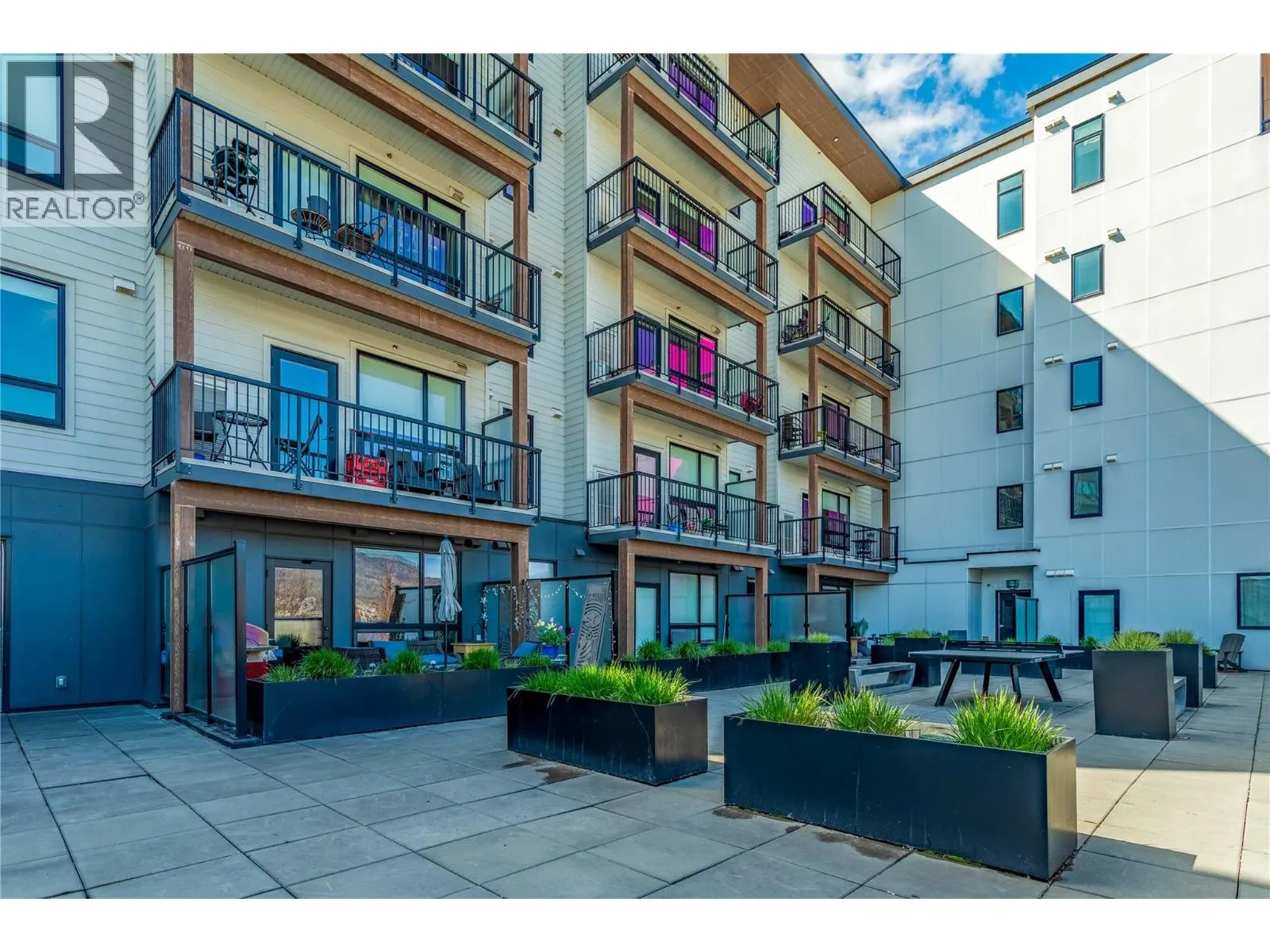 1215 St Paul Street Unit# 606