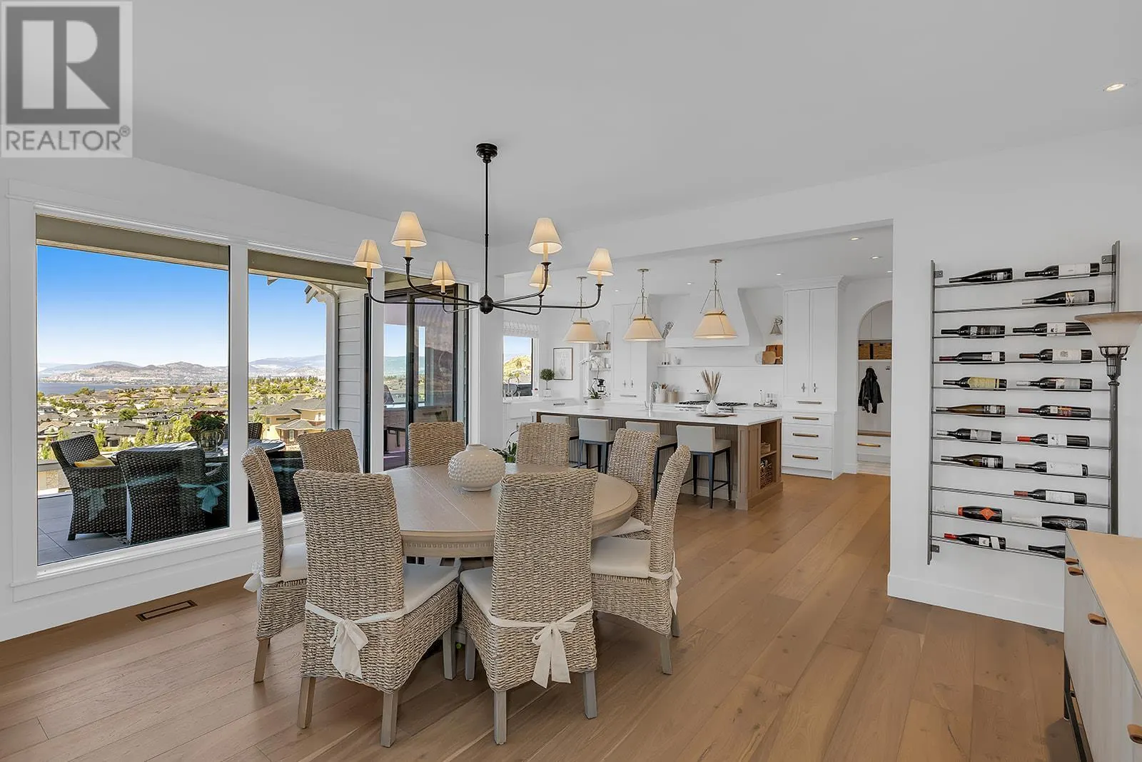 5670 Mountainside Court