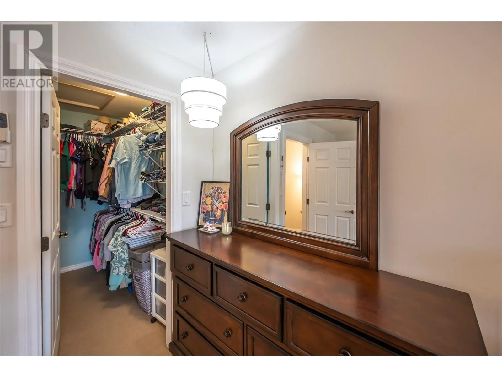 1742 Fairford Drive Unit# 102