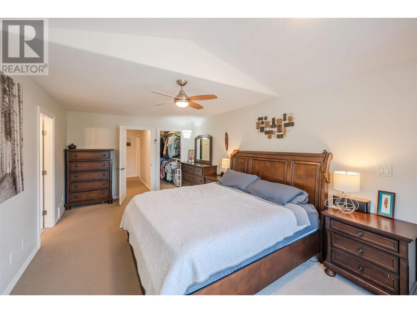 1742 Fairford Drive Unit# 102