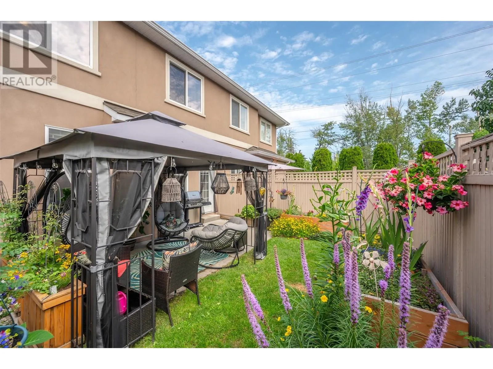 1742 Fairford Drive Unit# 102