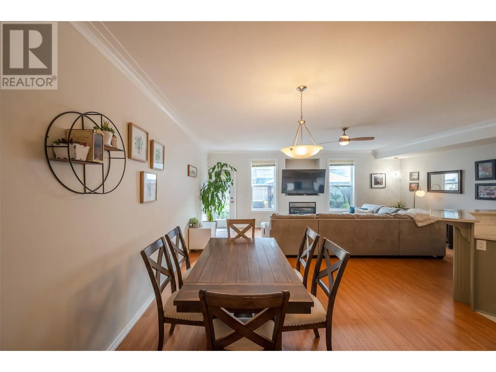 1742 Fairford Drive Unit# 102