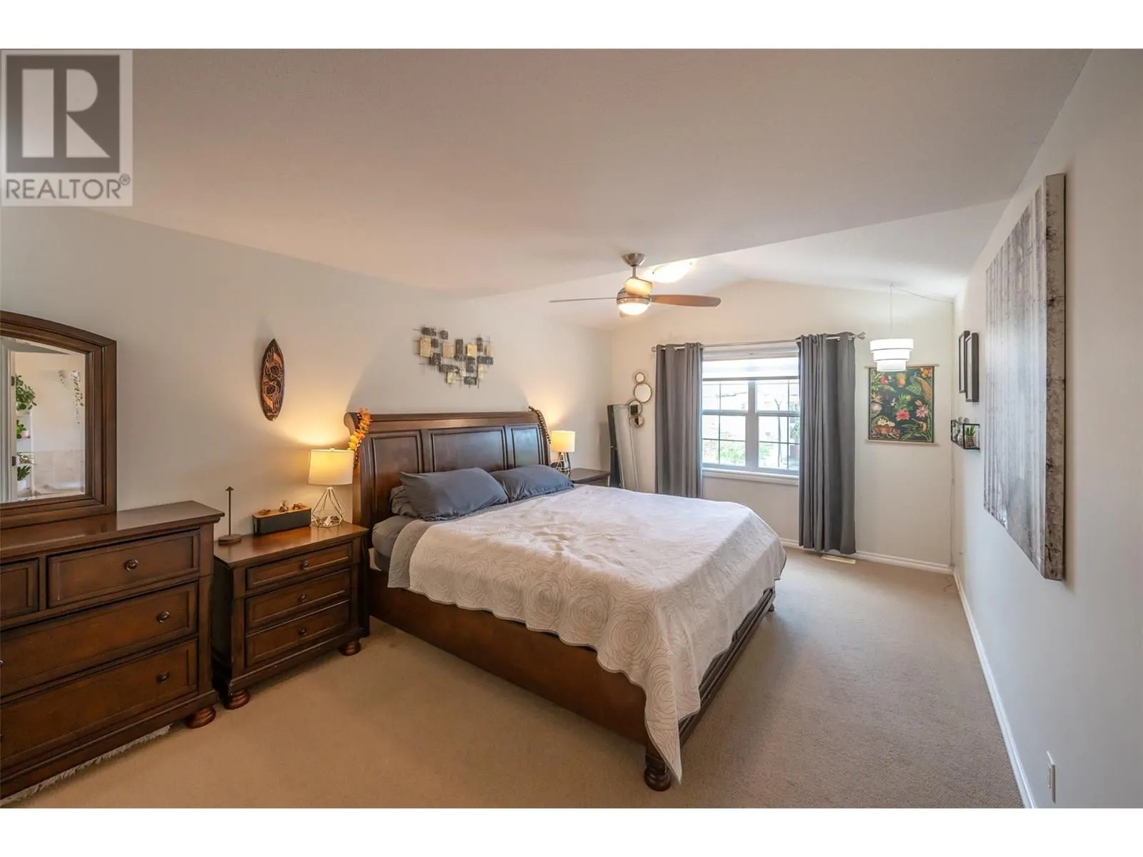 1742 Fairford Drive Unit# 102