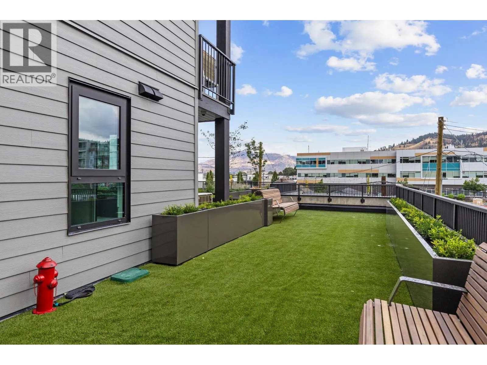 620 Coronation Avenue Unit# 102