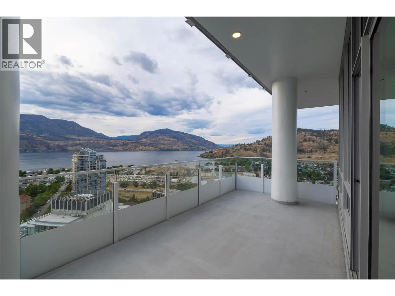 1181 Sunset Drive Unit# 2803