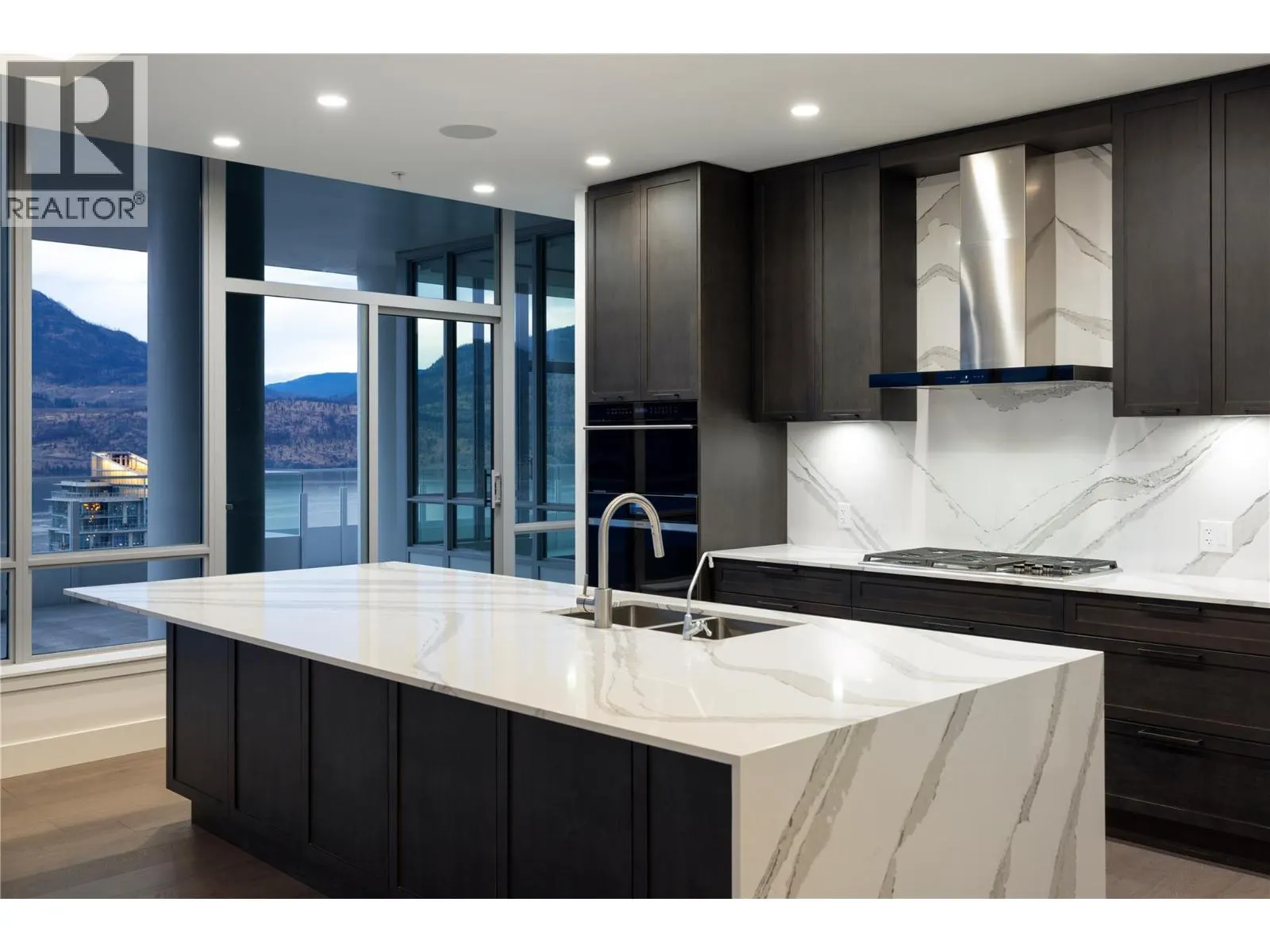1181 Sunset Drive Unit# 2803