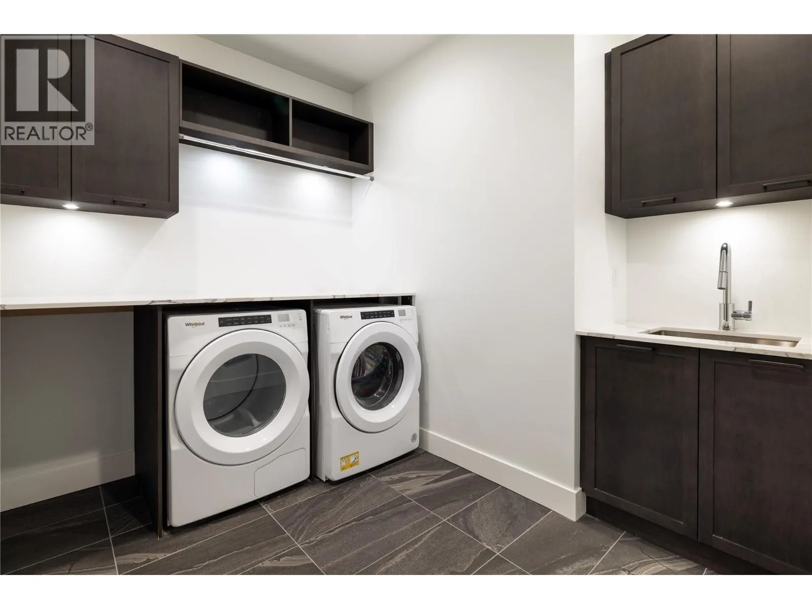 1181 Sunset Drive Unit# 2803