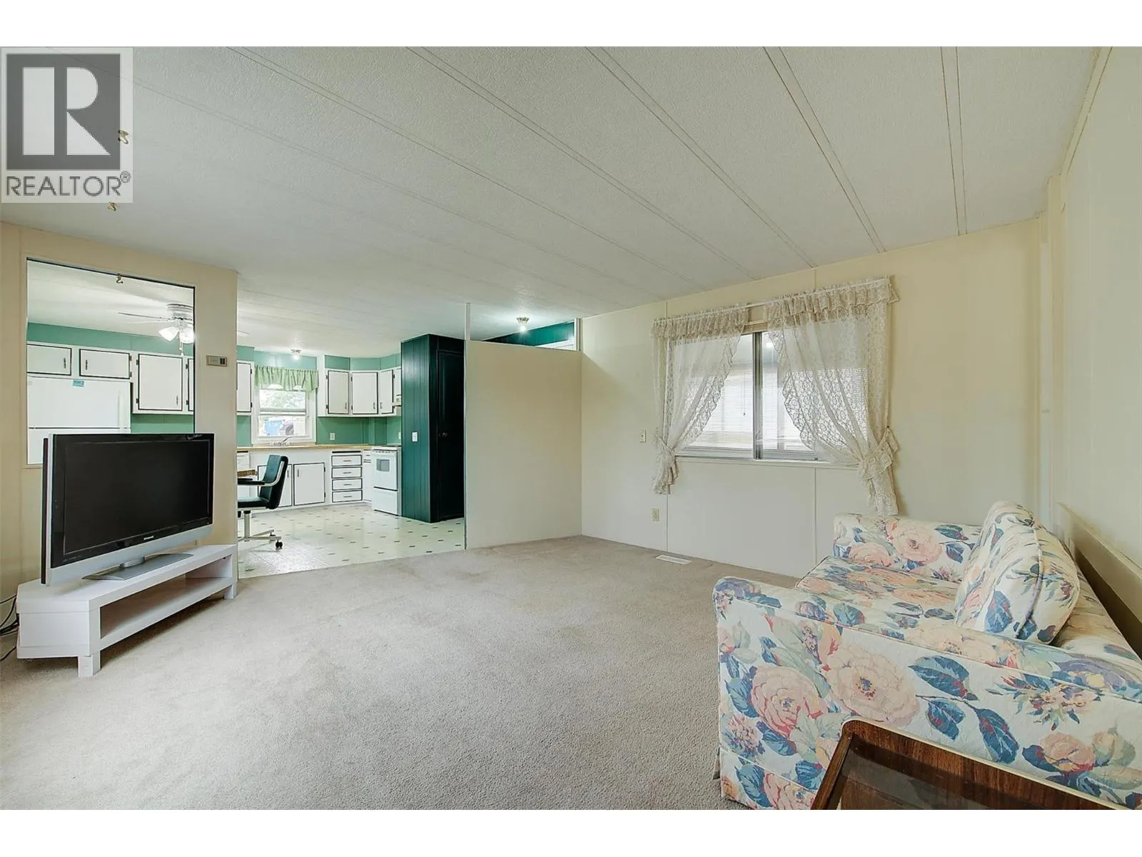 2001 97 Highway S Unit# 34