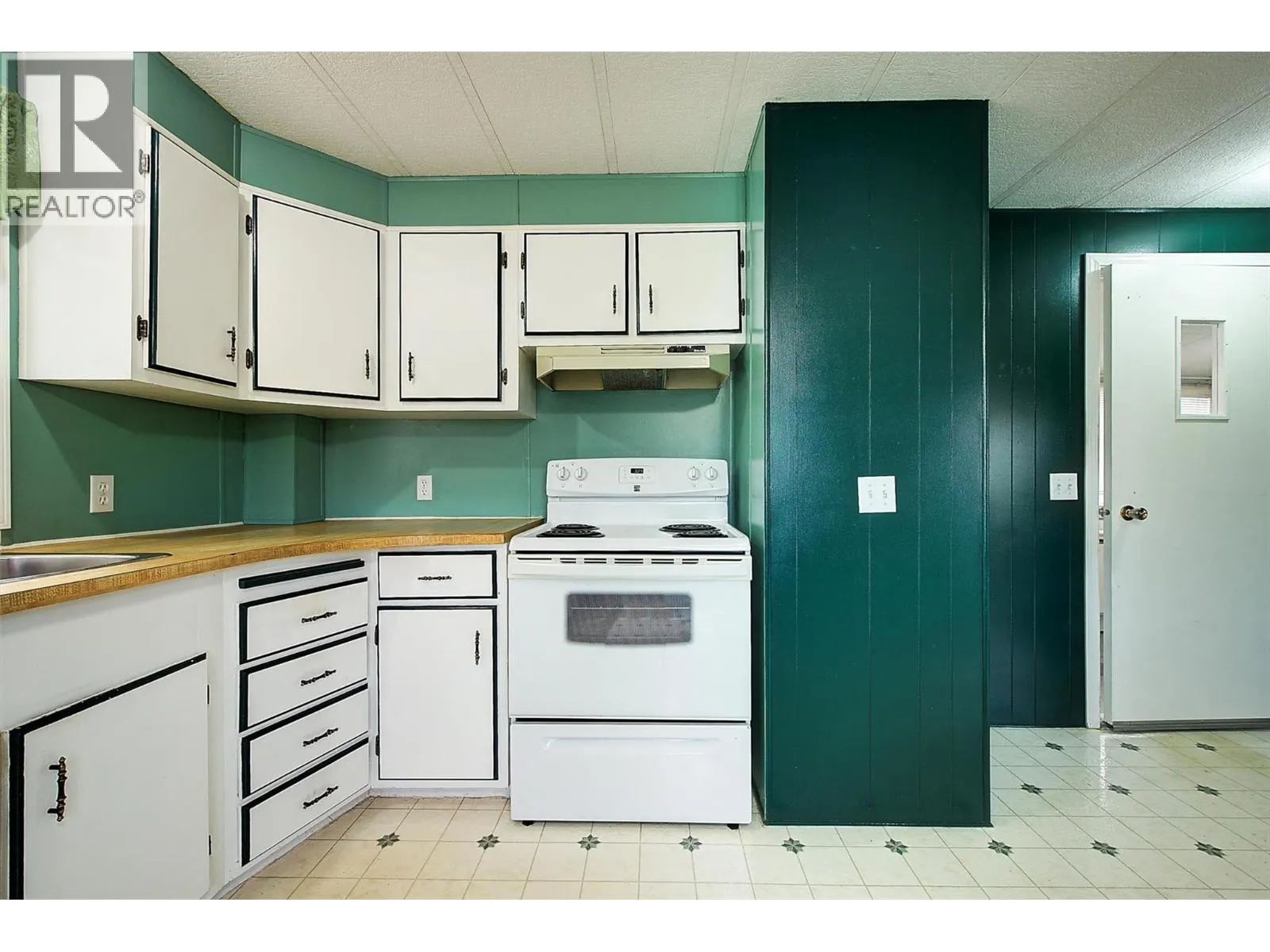 2001 97 Highway S Unit# 34