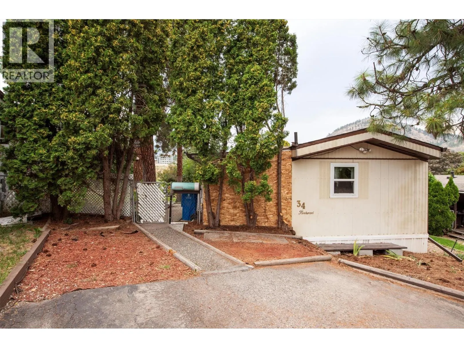 2001 97 Highway S Unit# 34