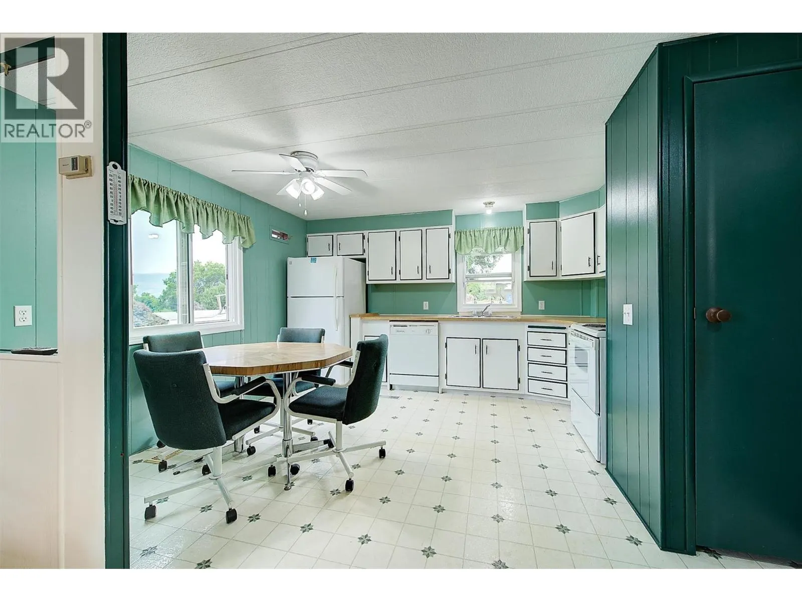 2001 97 Highway S Unit# 34