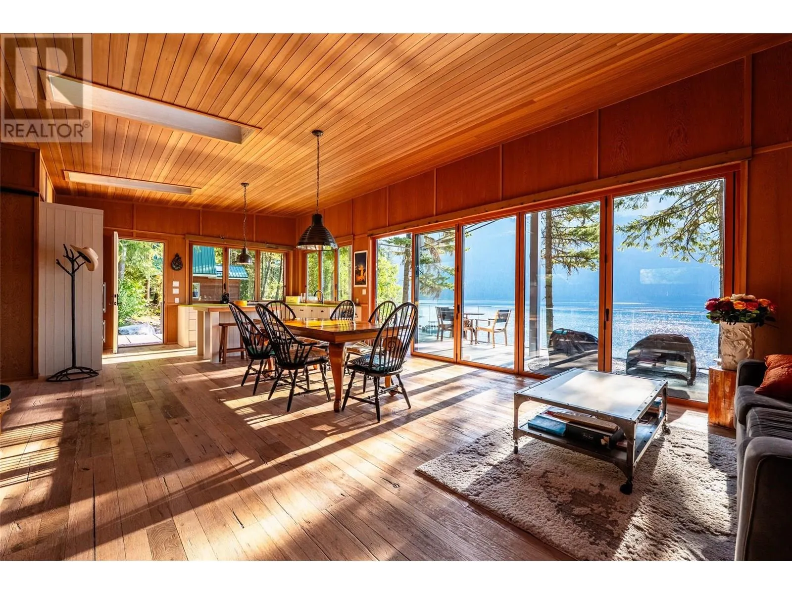 4360 Boat Access West Side
