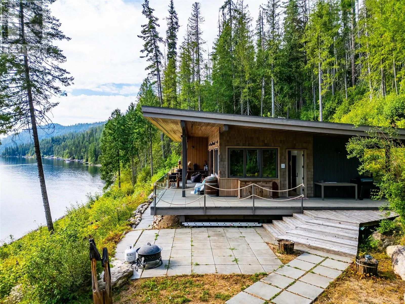 4360 Boat Access West Side