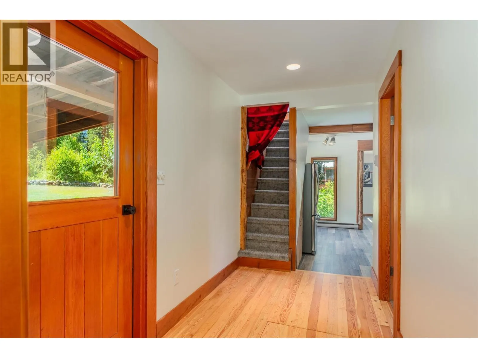 6042 Woodward Road