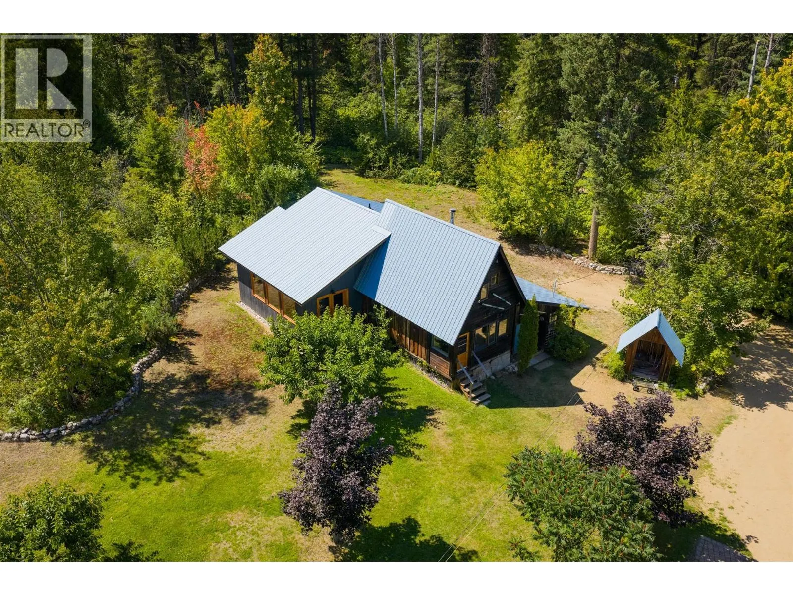 6042 Woodward Road