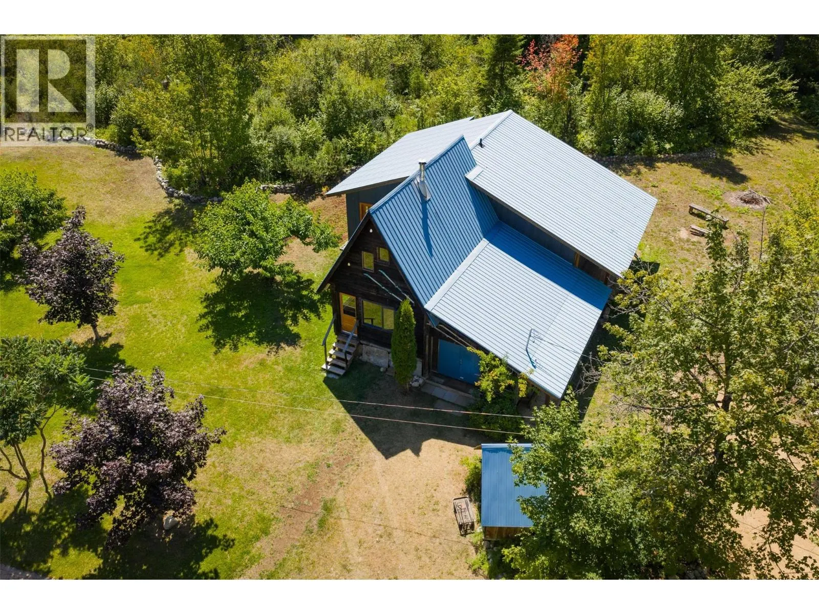 6042 Woodward Road