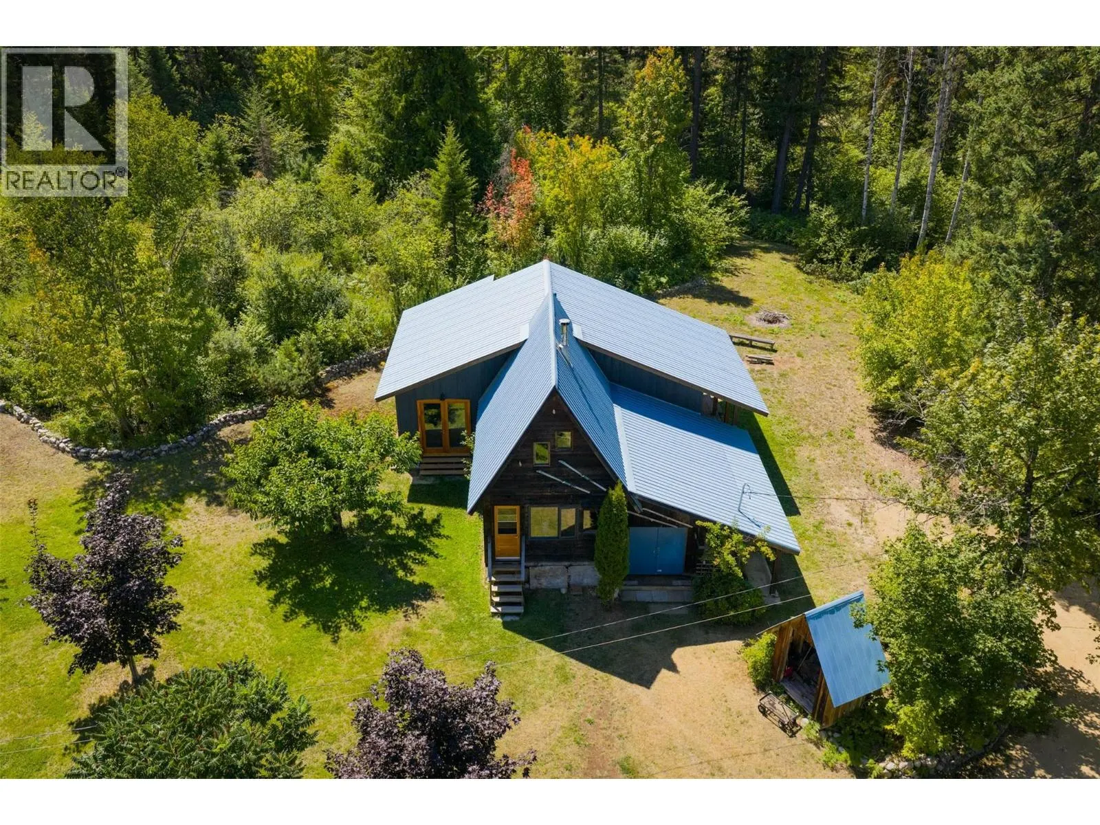 6042 Woodward Road