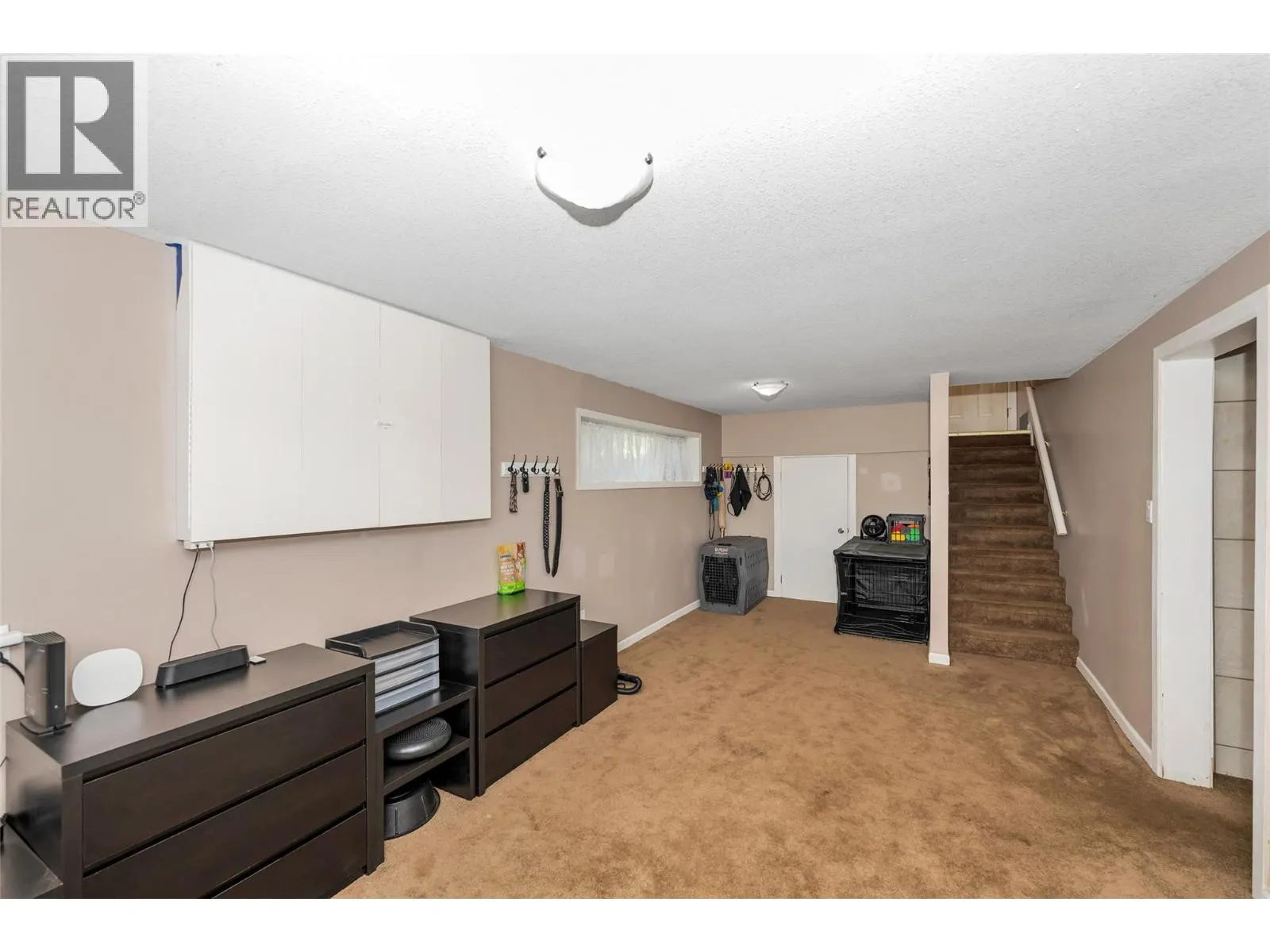 4111 round Prairie Road