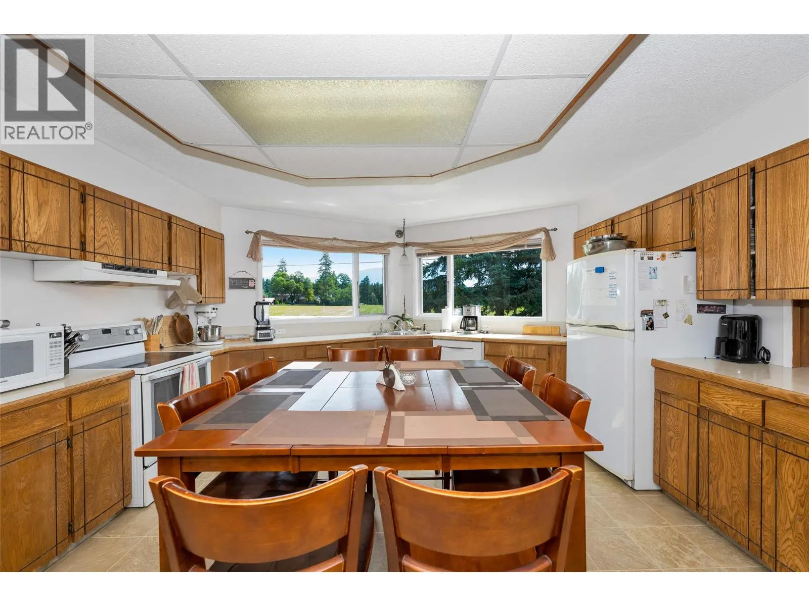 4111 round Prairie Road