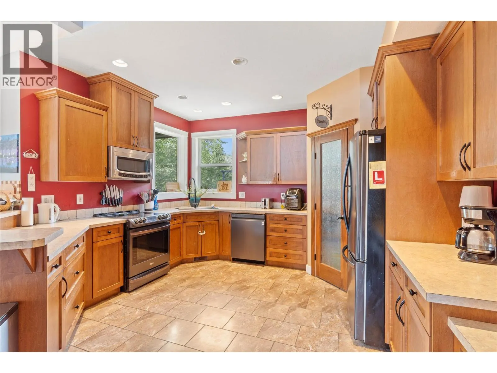 955 Stagecoach Drive