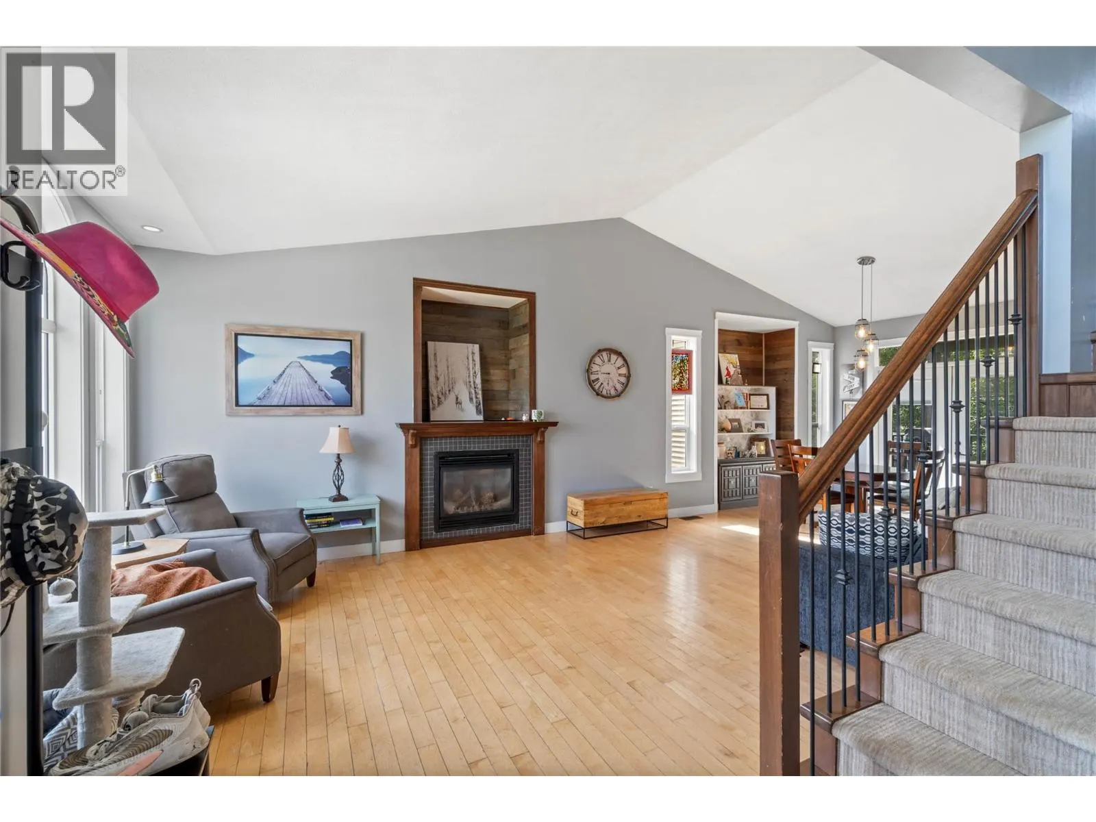 955 Stagecoach Drive