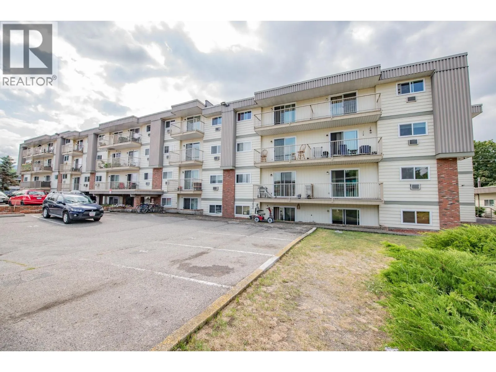 3304 35 Avenue Unit# 214