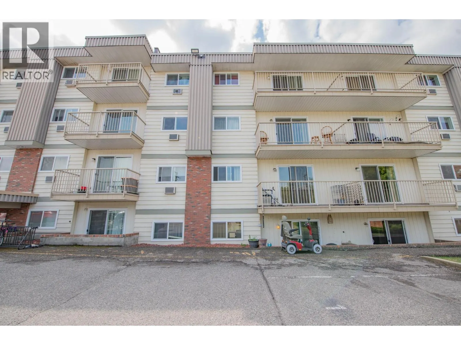 3304 35 Avenue Unit# 214