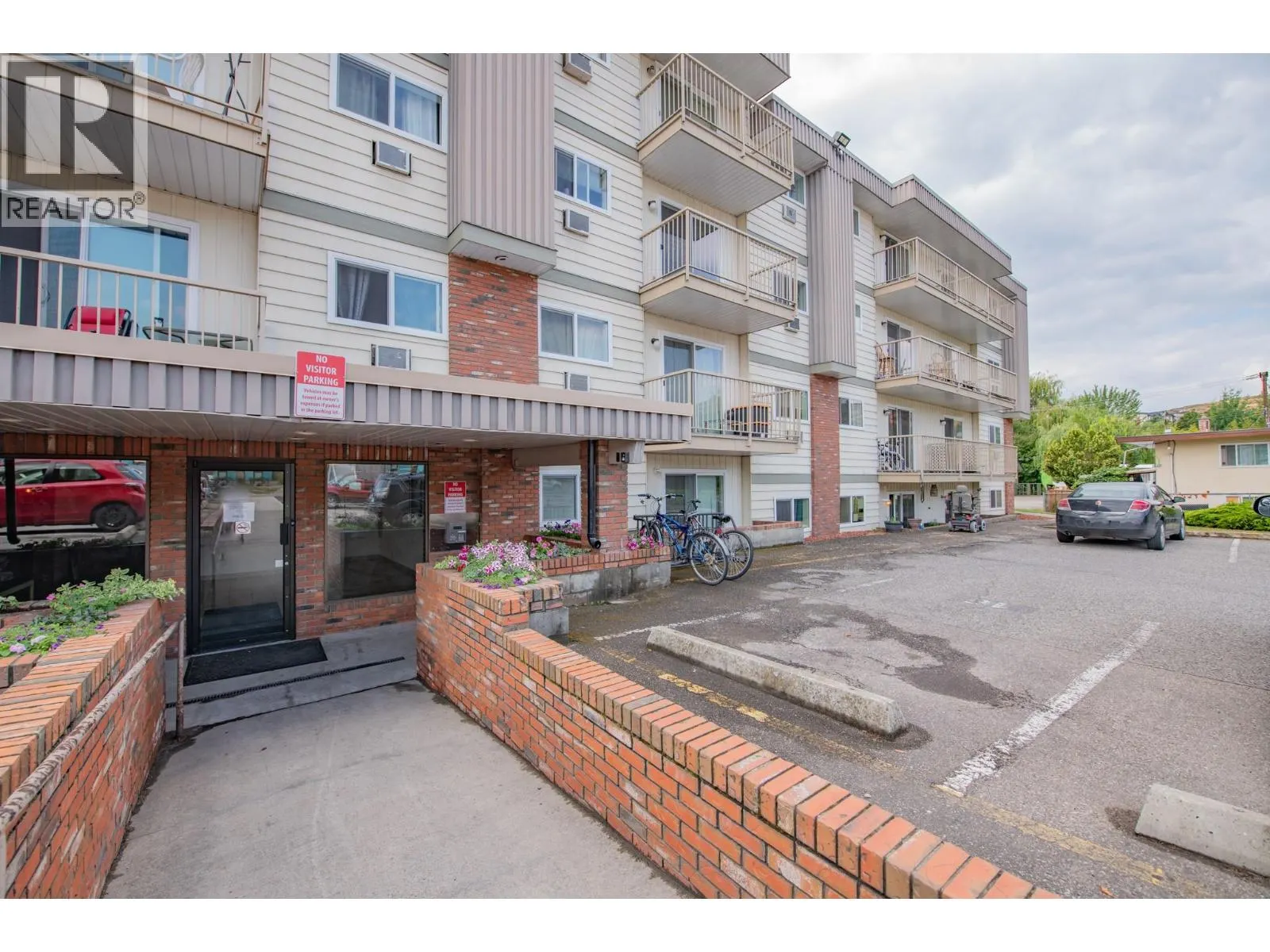 3304 35 Avenue Unit# 214