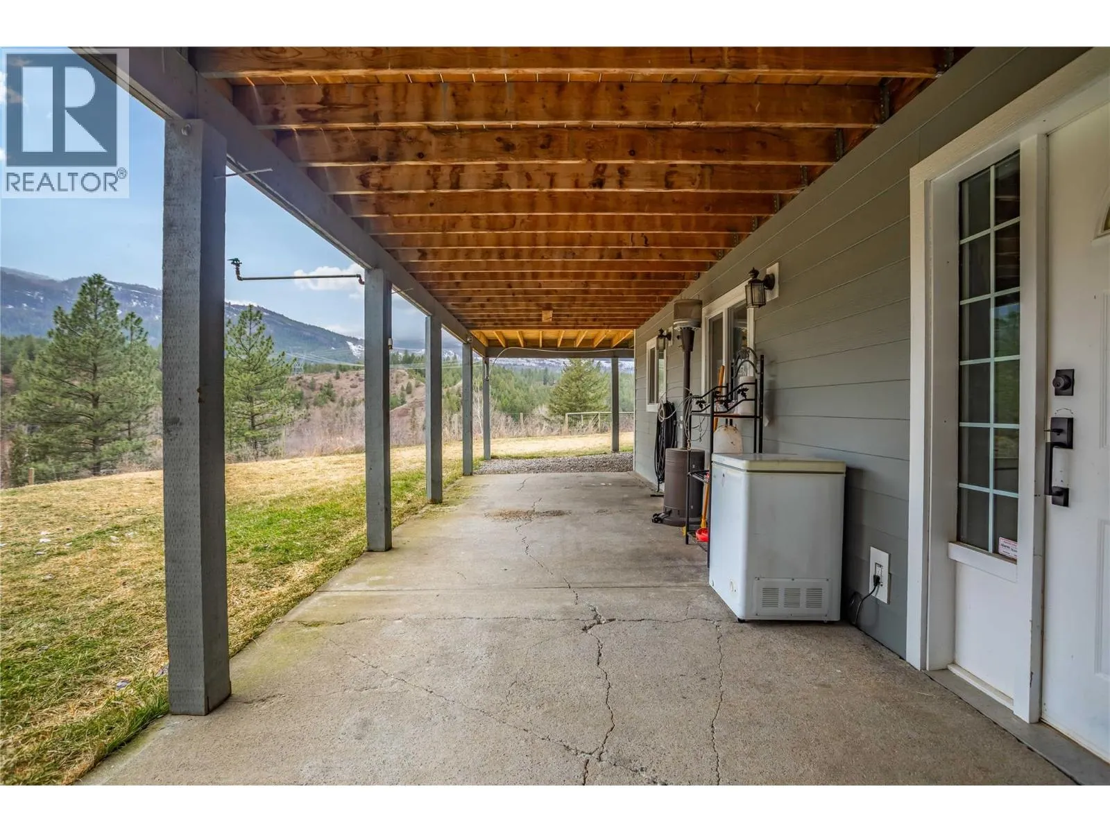 2621 Salmon River Road