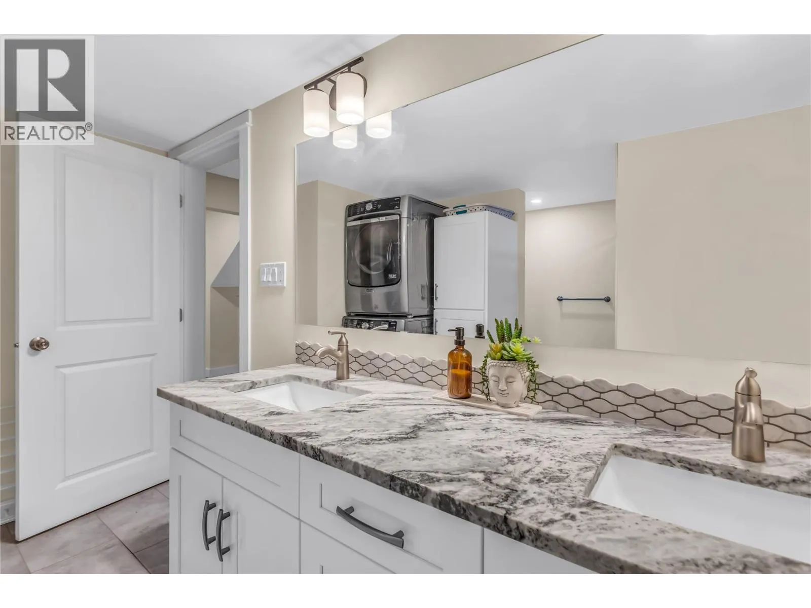 2621 Salmon River Road