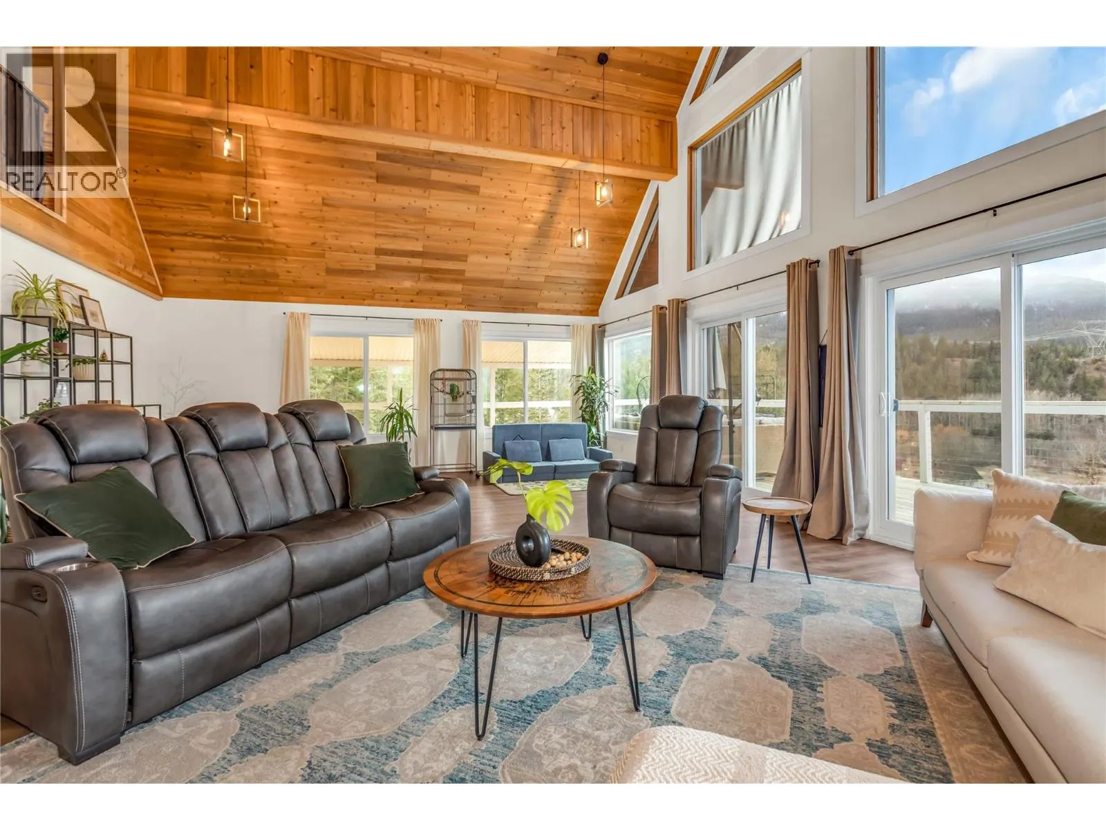 2621 Salmon River Road