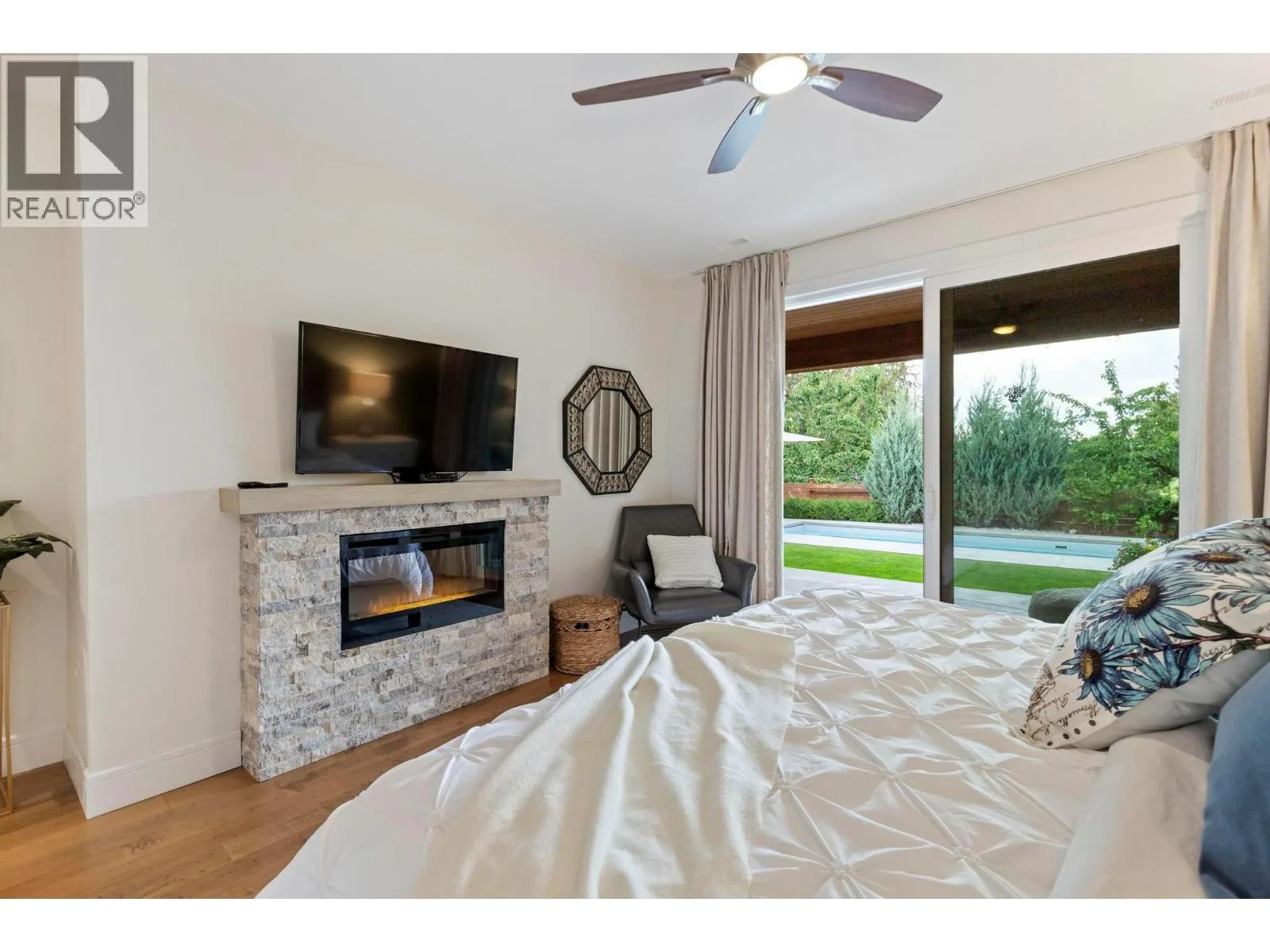2419 Orsini Place