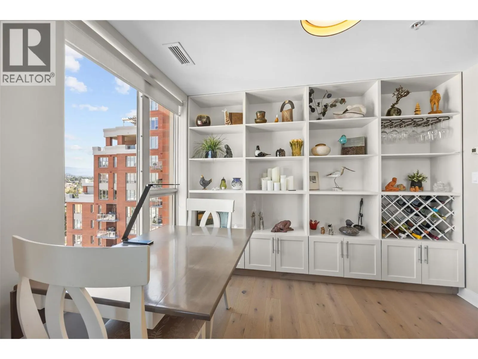 1160 Bernard Avenue Unit# 1109
