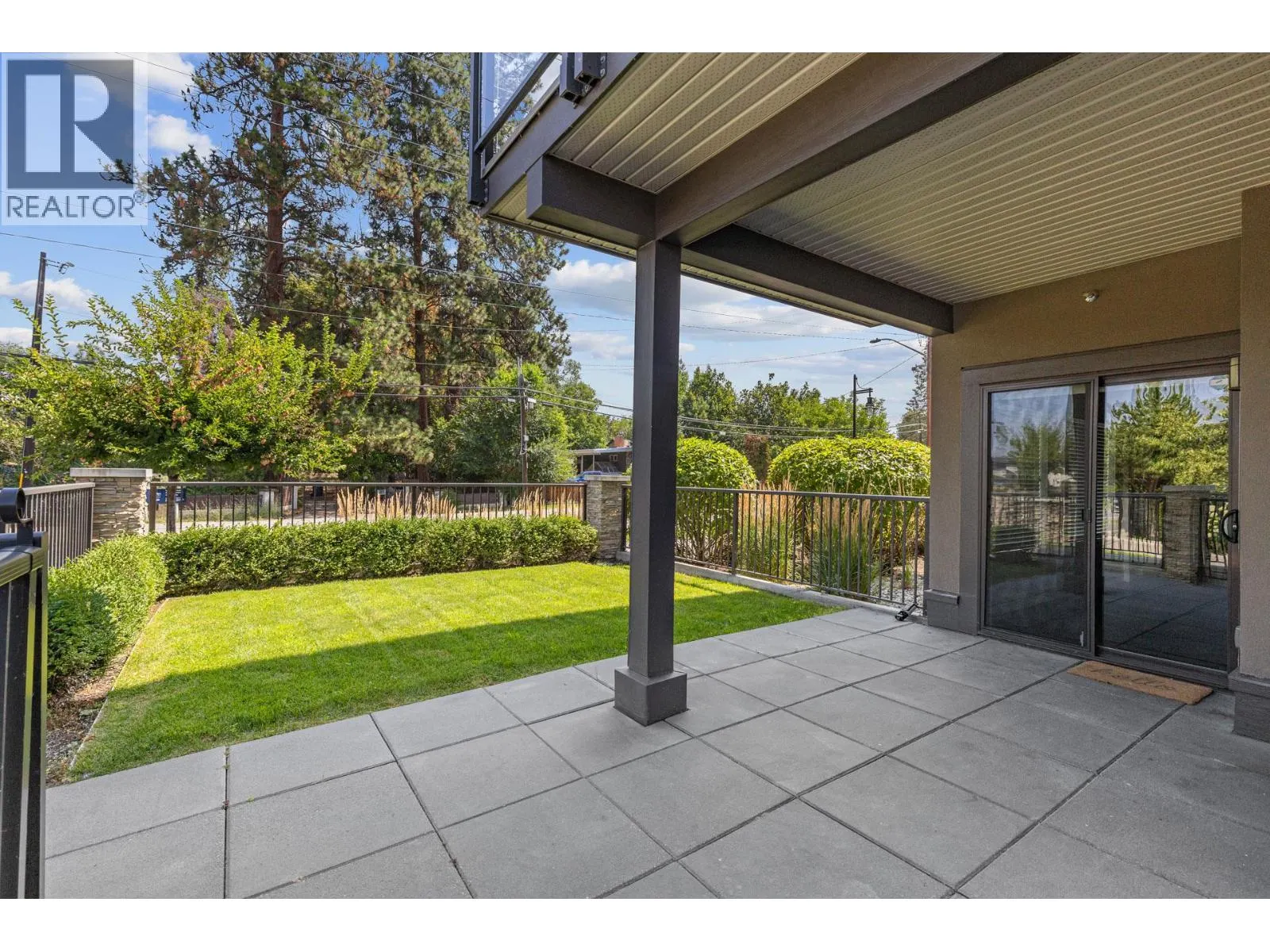 4380 Lakeshore Road Unit# 115