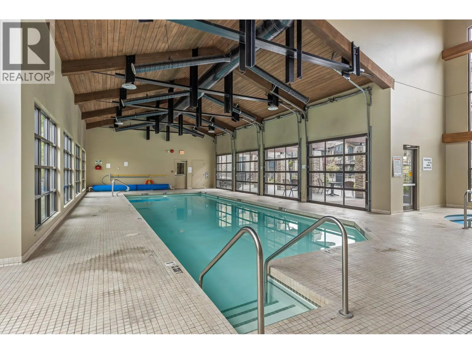 4380 Lakeshore Road Unit# 115