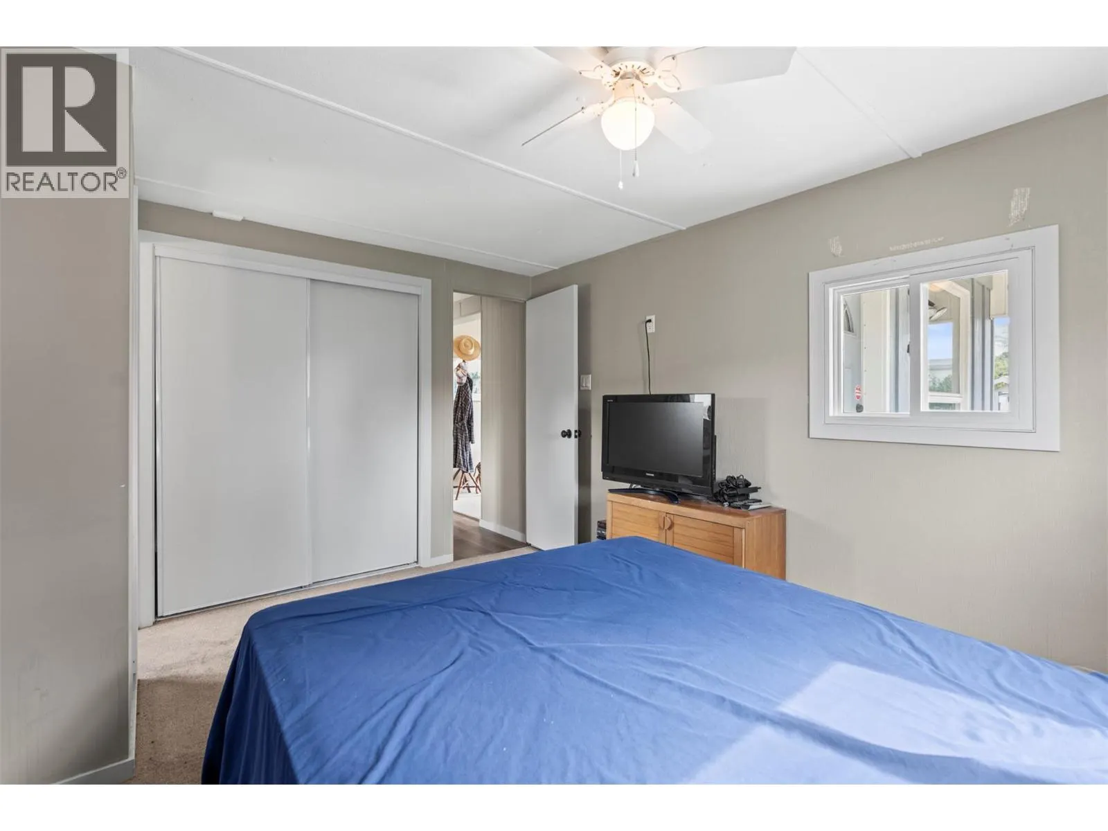 2727 Lakeshore Road Unit# 101